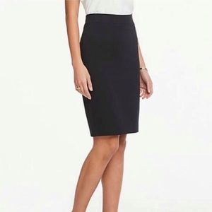 Ann Taylor The Tropical Wool Black Pencil Skirt